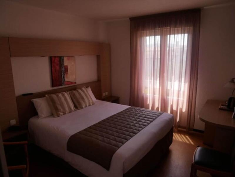 Cevenol Hotel Millau Exterior photo
